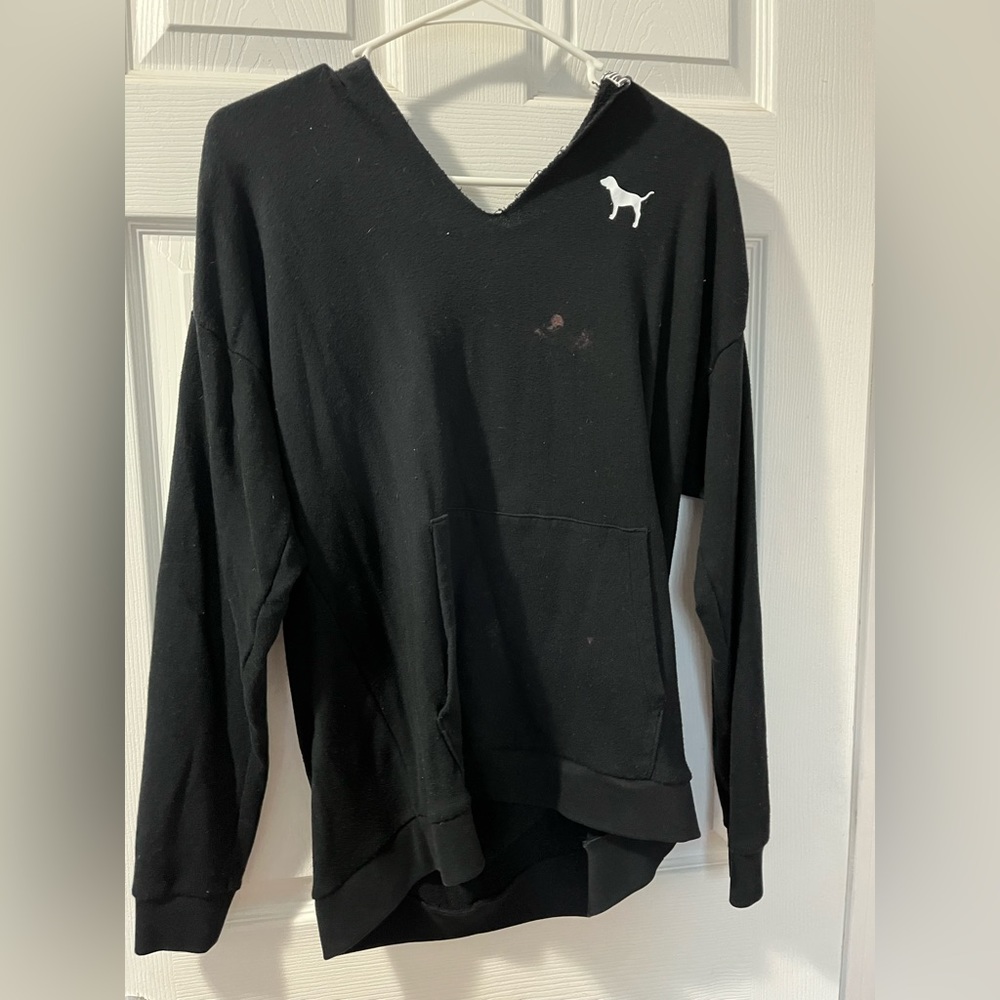 Black pullover